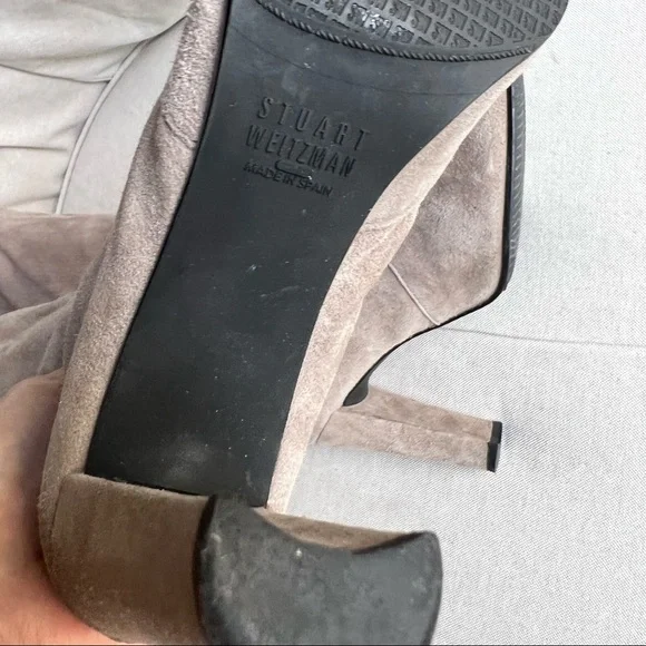 STUART WEITZMAN
Highland Suede Boots Size:6.5 - Picture 4 of 7